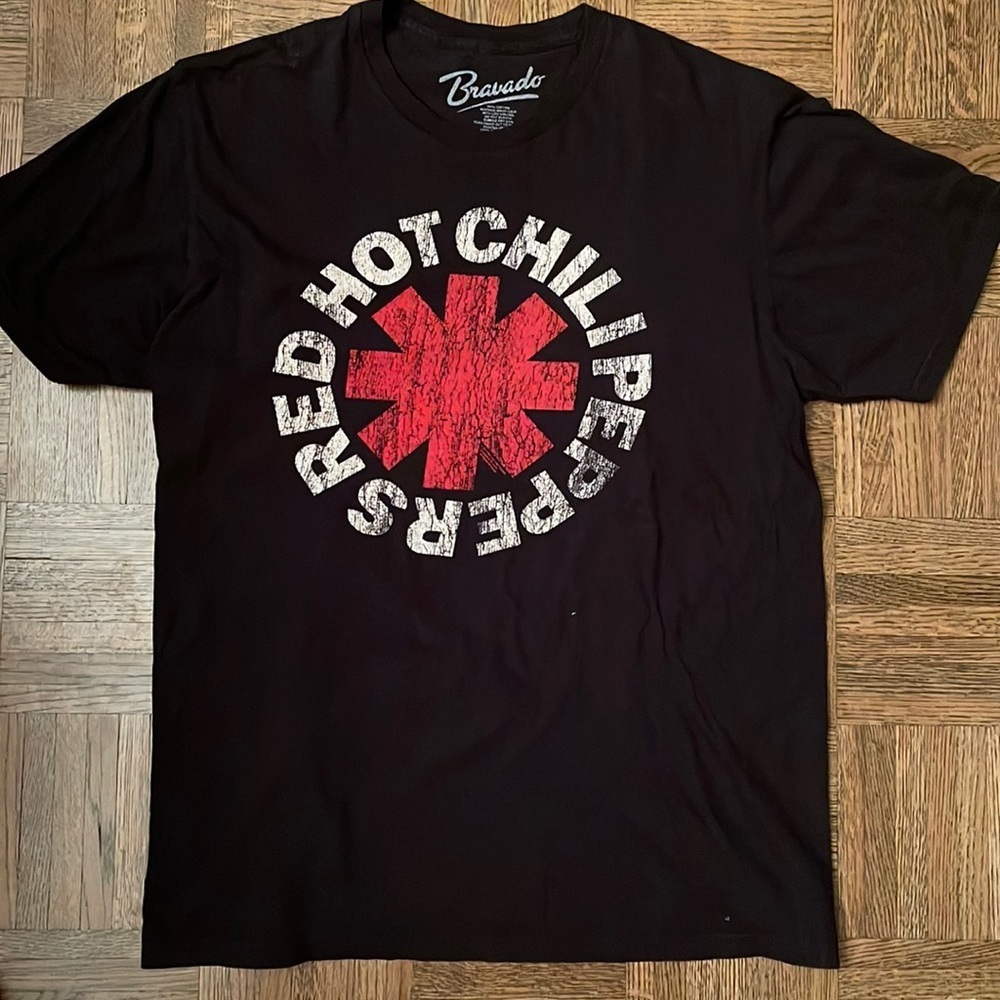 NWT Red Hot Chilli Peppers T-Shirt